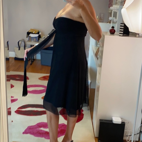 Dress - Picture 2 of 9